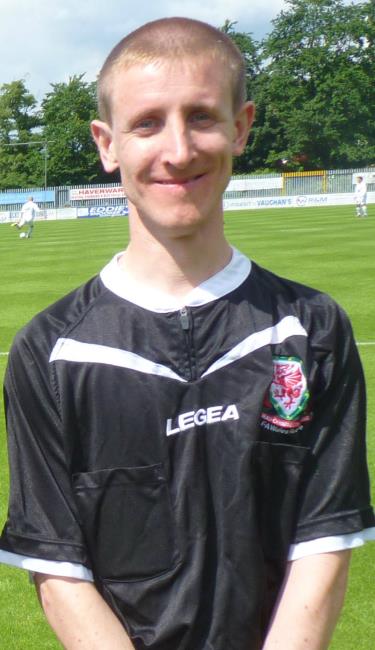 Gareth Elliott (Assistant)